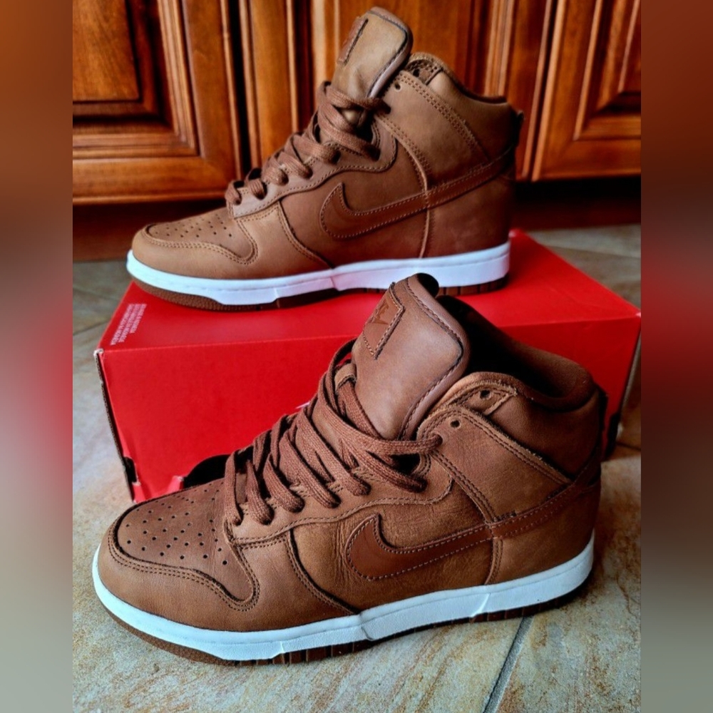 Nike Dunk Premium MF men's 6/women's 7.5